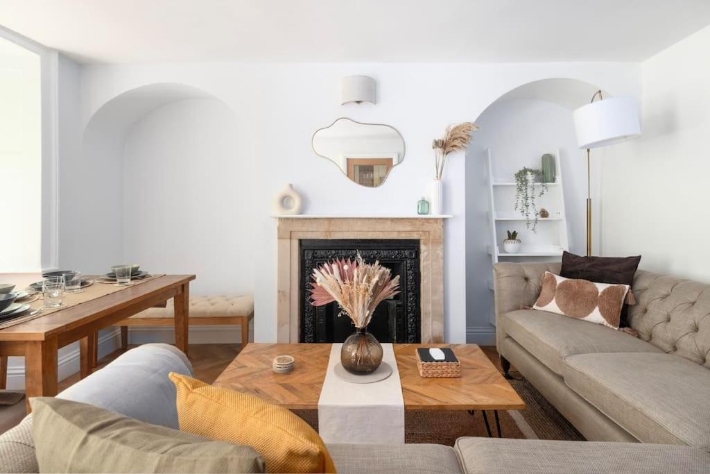 Spacious Apartment - 5 Minutes Walk To Bath Abbey Eksteriør billede
