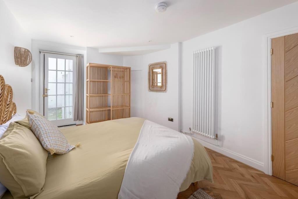 Spacious Apartment - 5 Minutes Walk To Bath Abbey Eksteriør billede