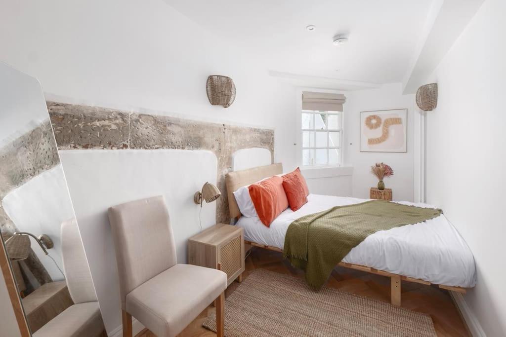 Spacious Apartment - 5 Minutes Walk To Bath Abbey Eksteriør billede