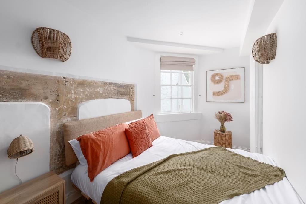 Spacious Apartment - 5 Minutes Walk To Bath Abbey Eksteriør billede